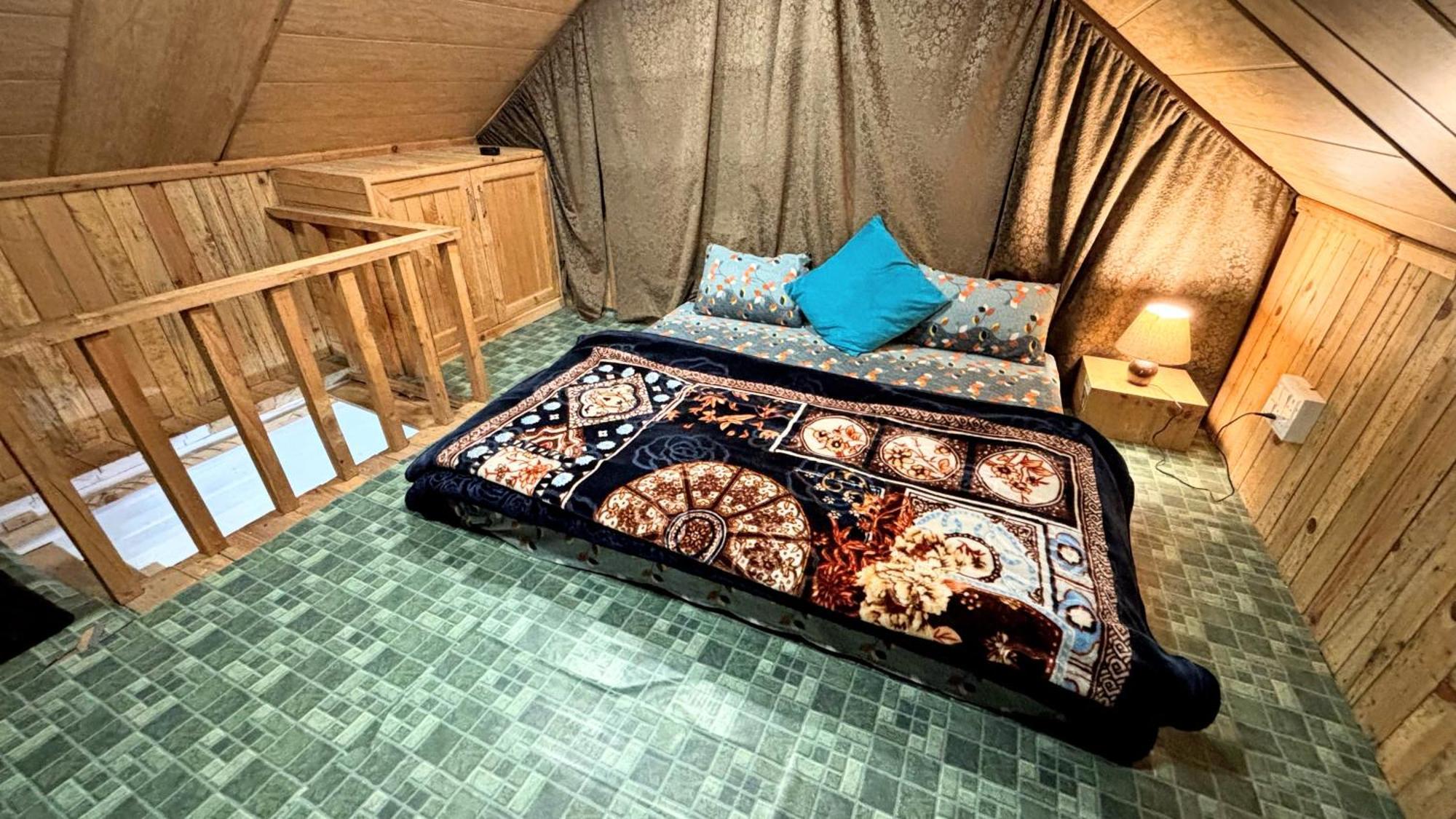 קאסול Jumboz Cabin מראה חיצוני תמונה