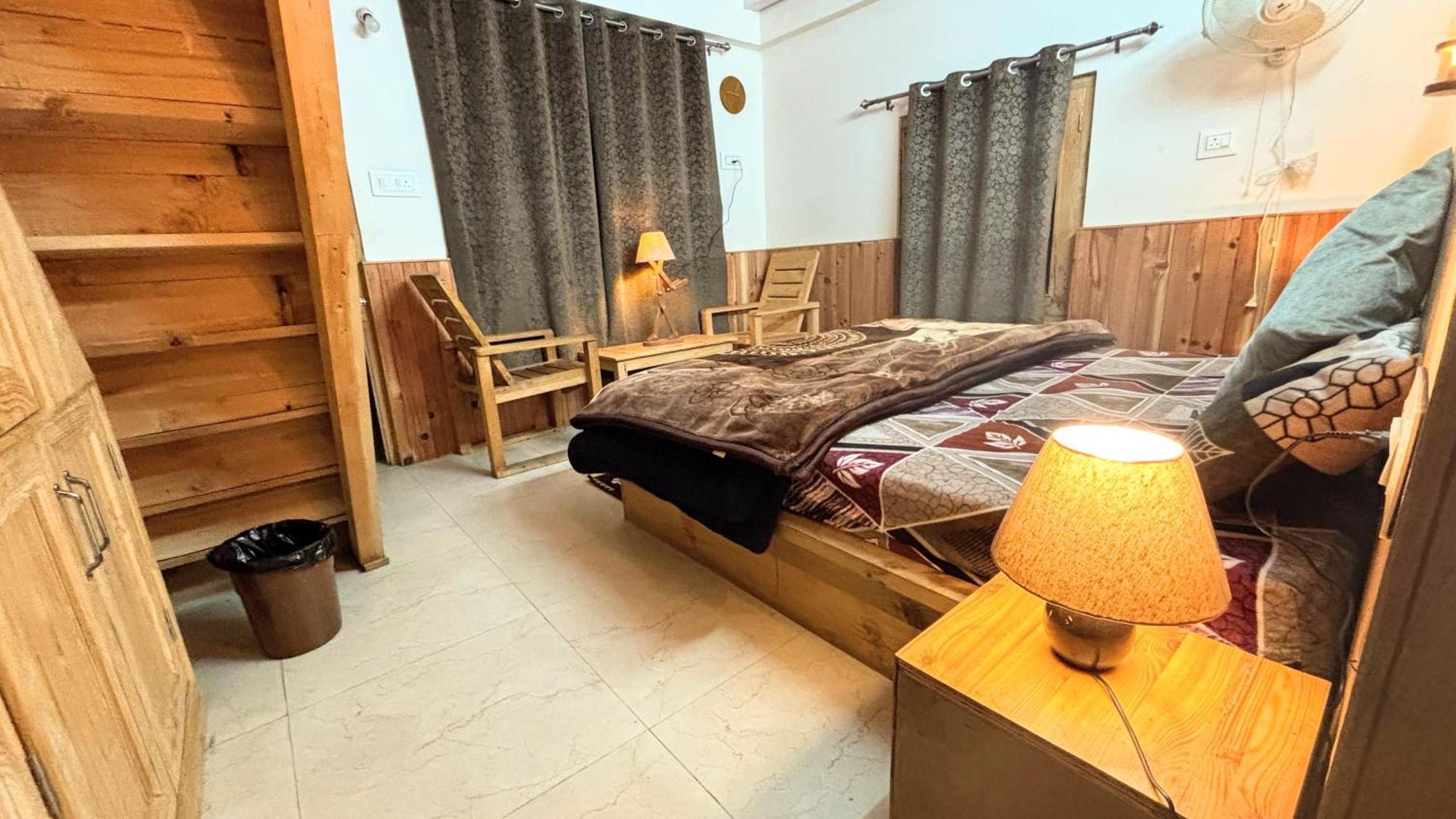 קאסול Jumboz Cabin מראה חיצוני תמונה